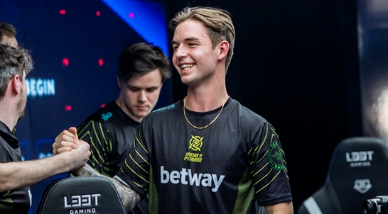 解决绝地求生延迟和跳ping问题的有效方法