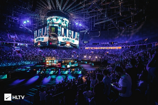 揭秘英雄联盟官方赛事的精彩时刻与玩法